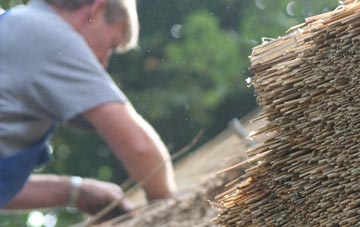 professional Magpie Green thatchers